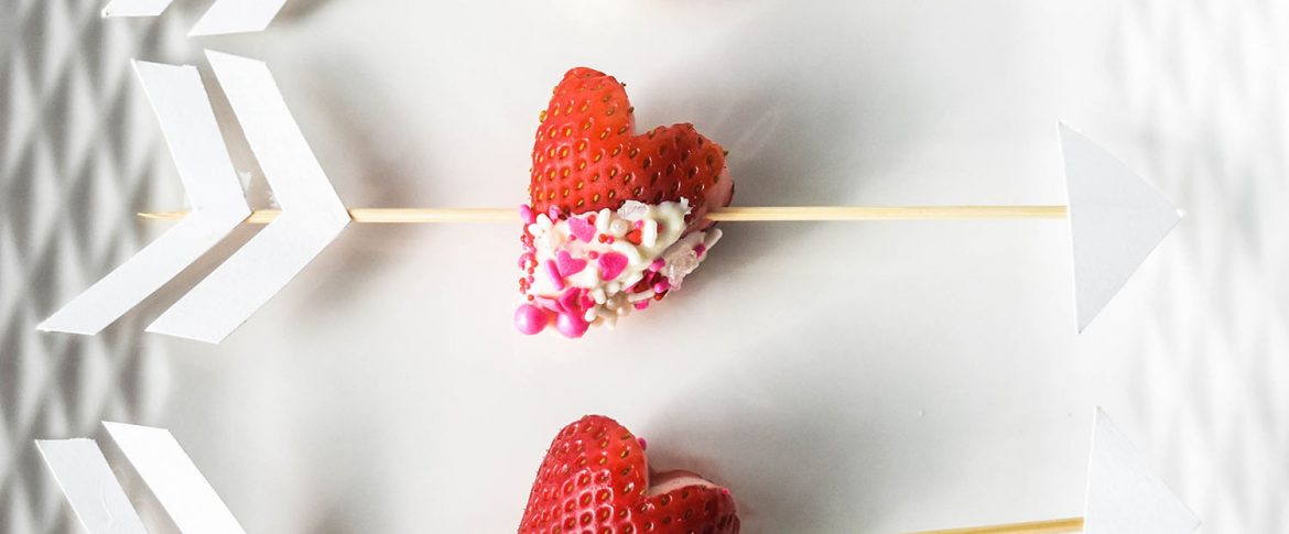 Quick and Easy Marshmallow and White Chocolate Strawberry Hearts Recipe