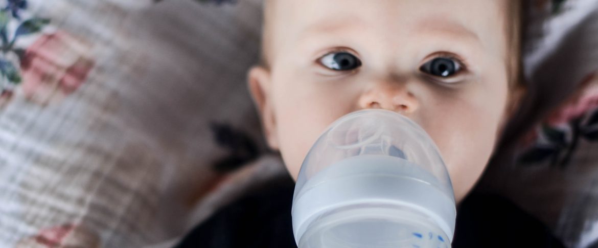 5 Tips for Indroducing Bottles to Babies