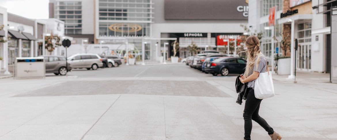 5 Social Media and Branding Tips | Monochrome Spring Syle | Women's Fashion