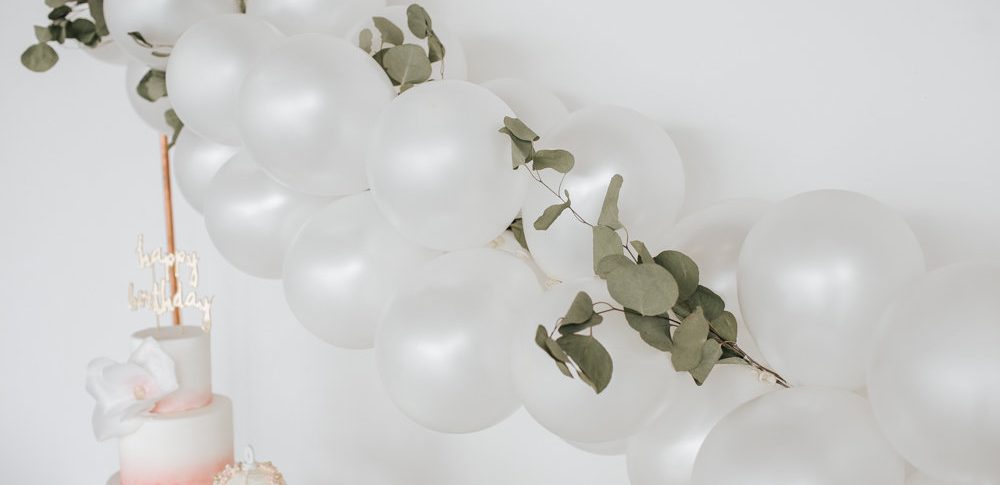 How To Make a Simple Balloon Garland Backdrop | Easy DIY | Party Decor | Floral Birthday Party