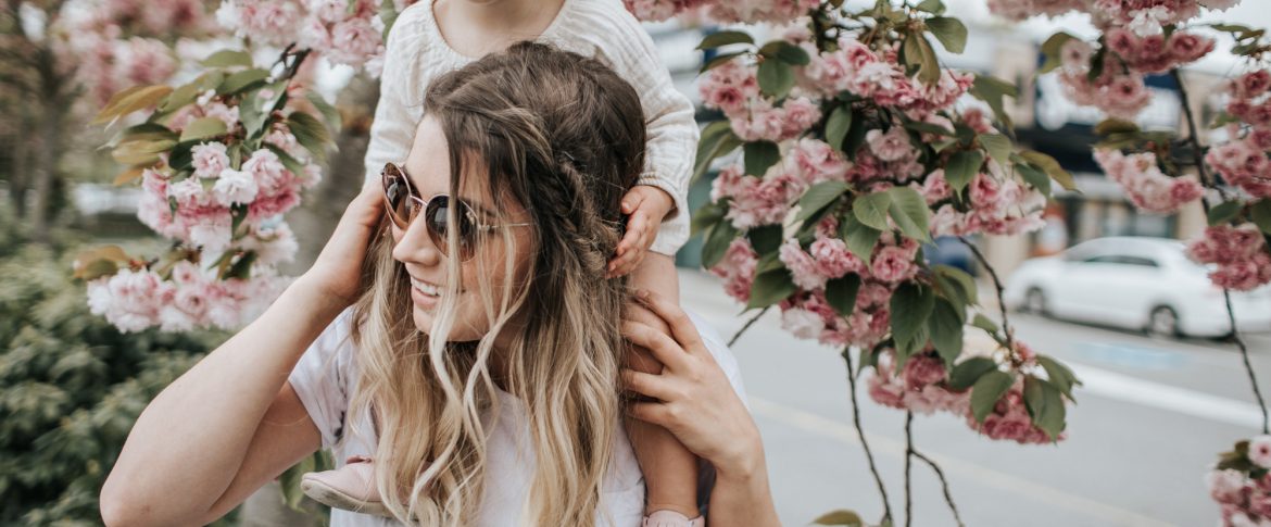 How to Find Trendy Sunglasses for Different Face Shapes