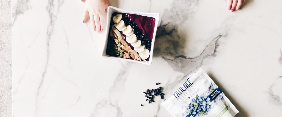 Blueberry Banana Easy Smoothie Bowl Recipe