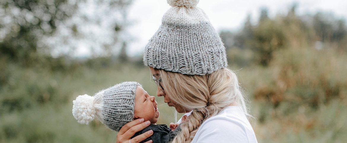 Mother and Daughter in matching toques #fall #knitted #fashion