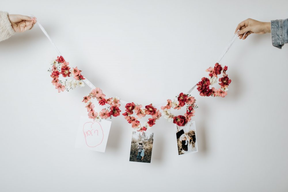 How to Make a Floral Heart Shaped Banner for Valentine's Day