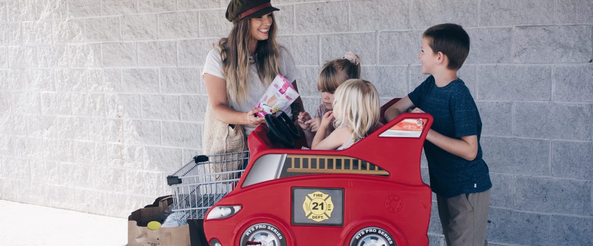 Grocery Shopping with kids at Choices Markets