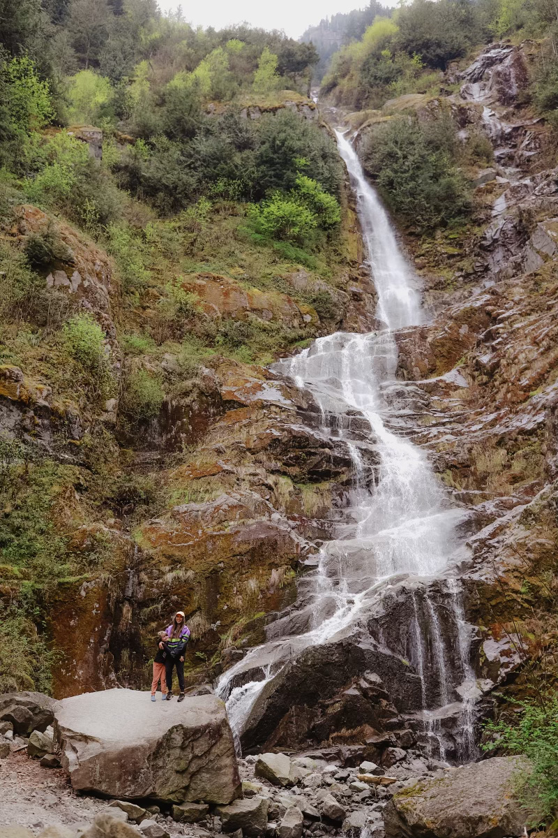 Flood Falls In Hope, BC | Easy Hike